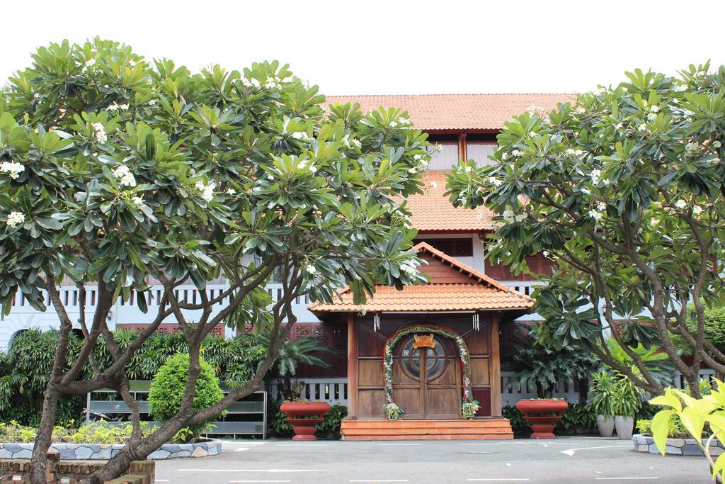 Saigon Park Resort Thuan An Exterior photo